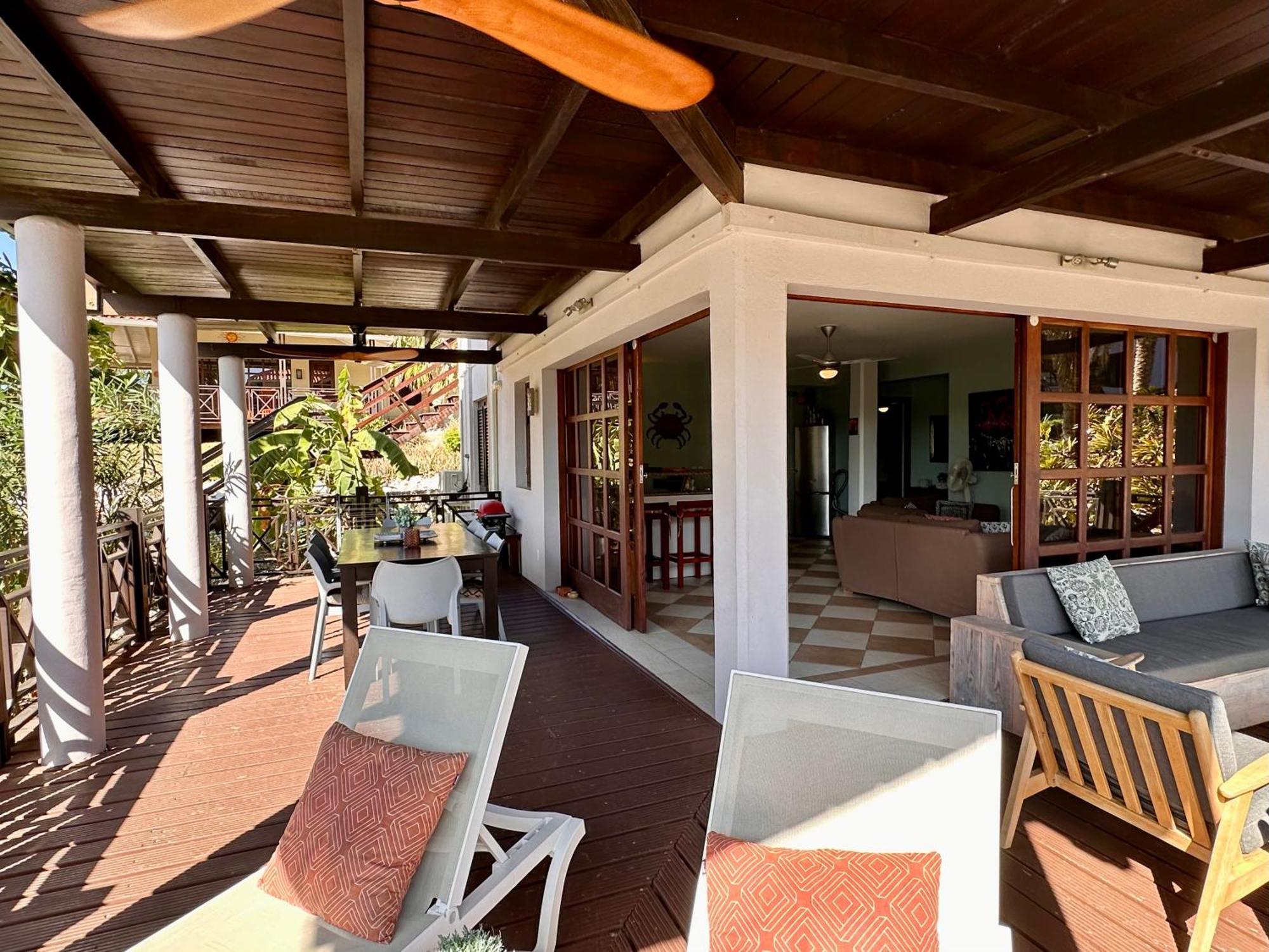 Blue Bay Beach Villas & Apartments Екстер'єр фото