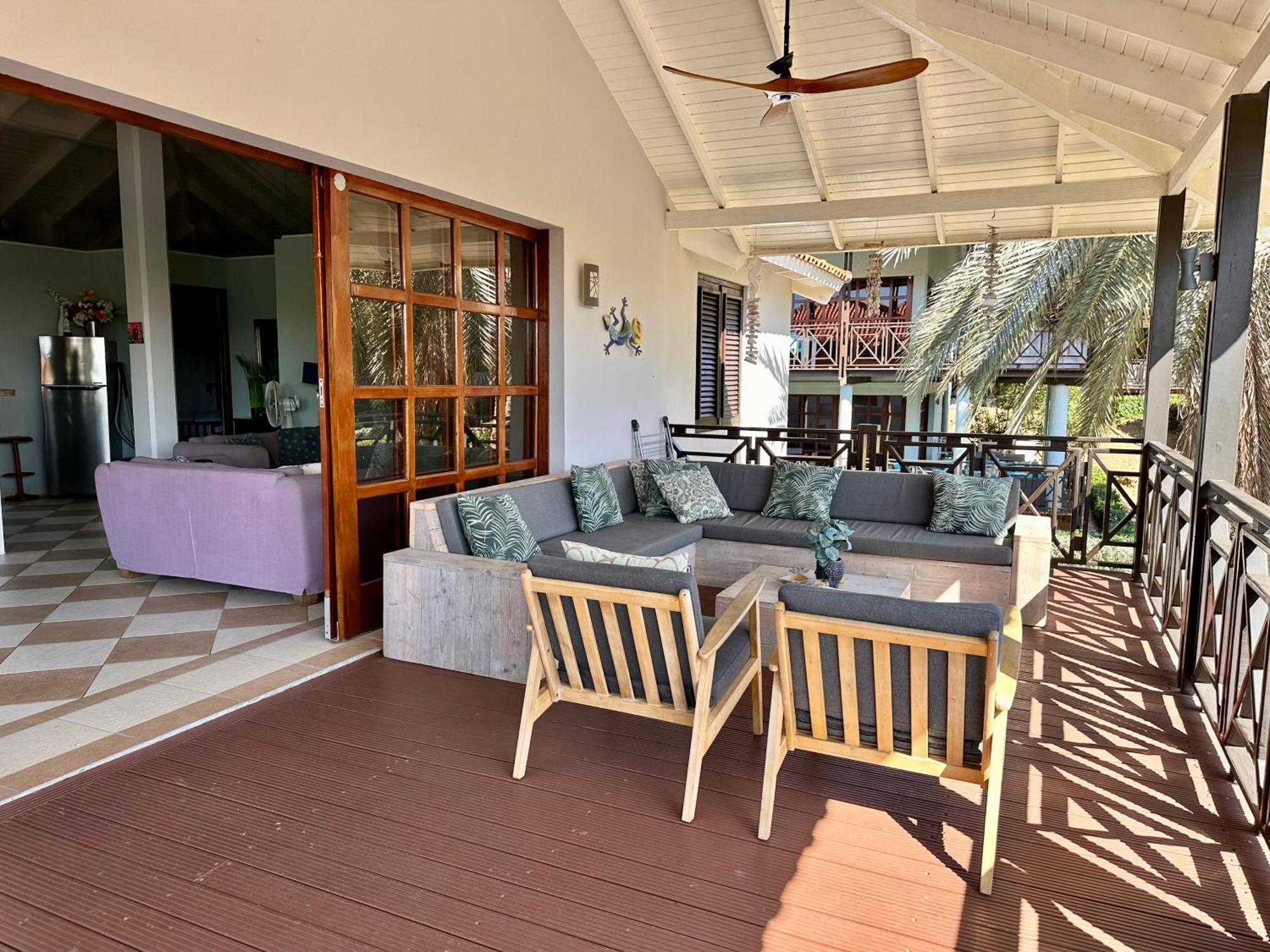 Blue Bay Beach Villas & Apartments Екстер'єр фото