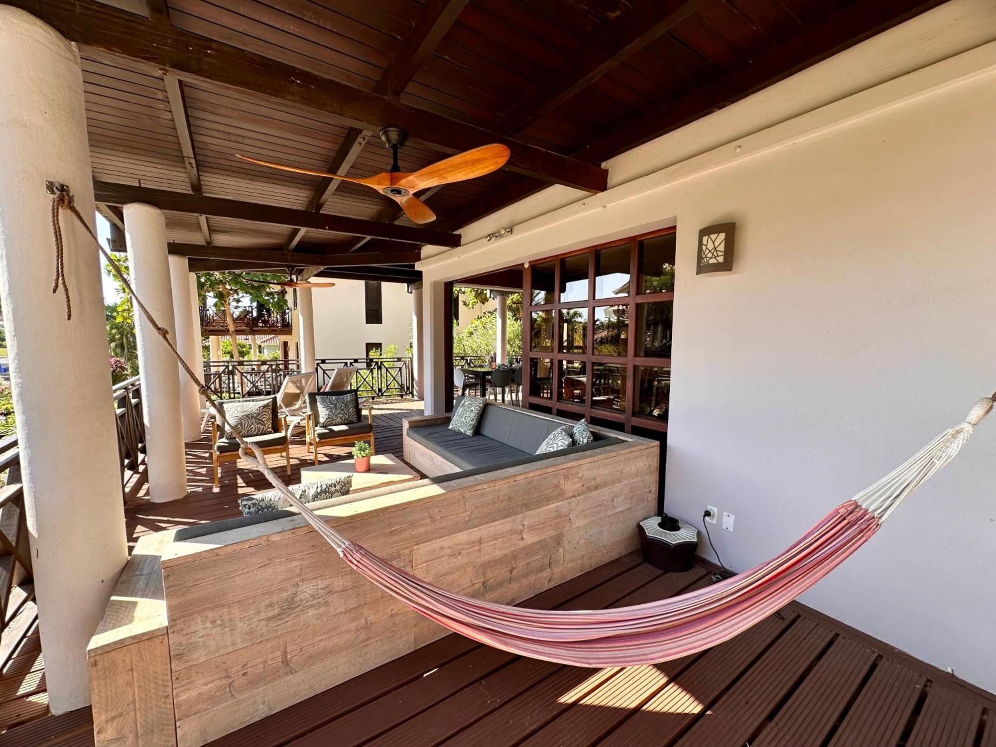 Blue Bay Beach Villas & Apartments Екстер'єр фото
