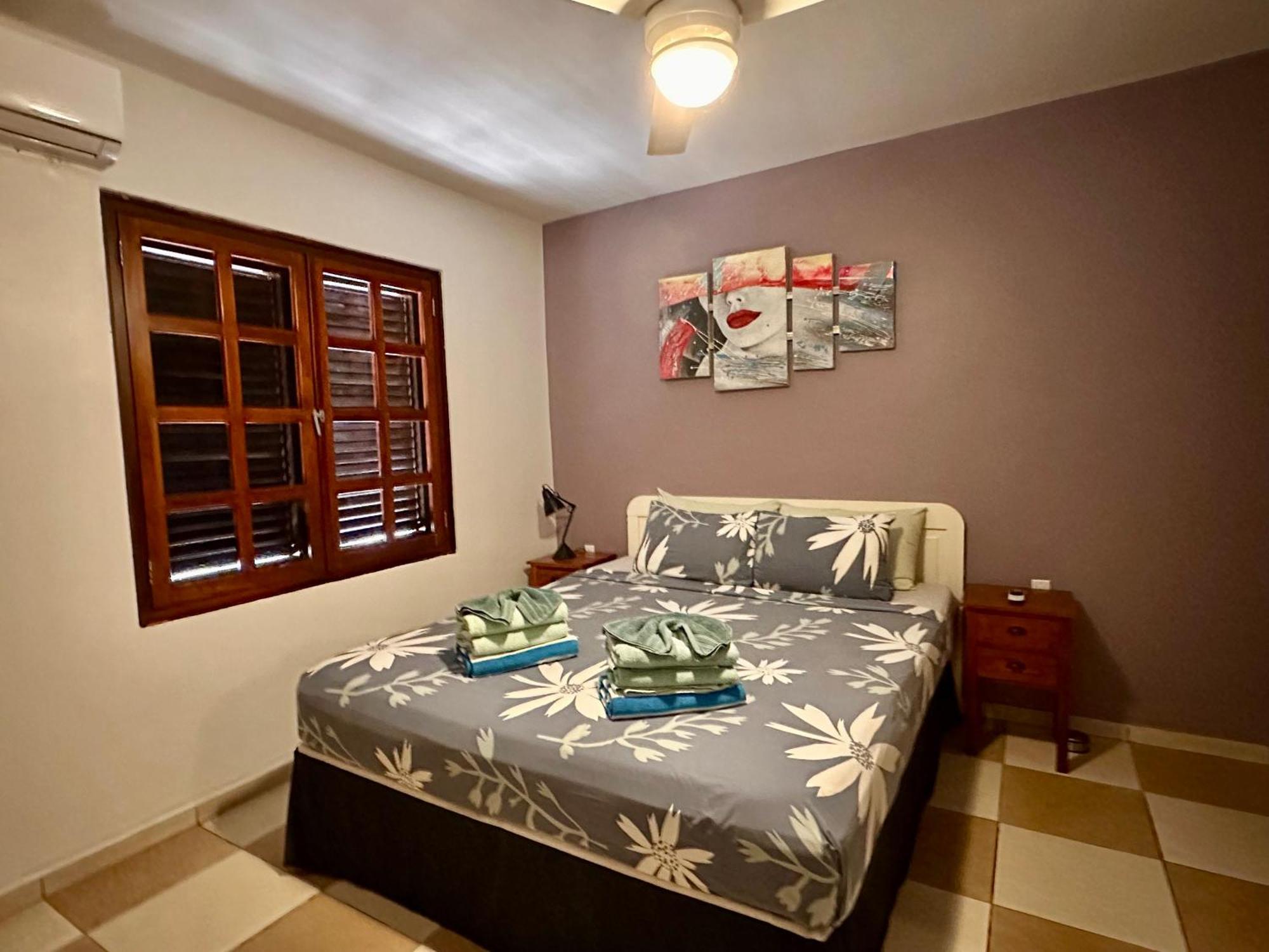 Blue Bay Beach Villas & Apartments Екстер'єр фото