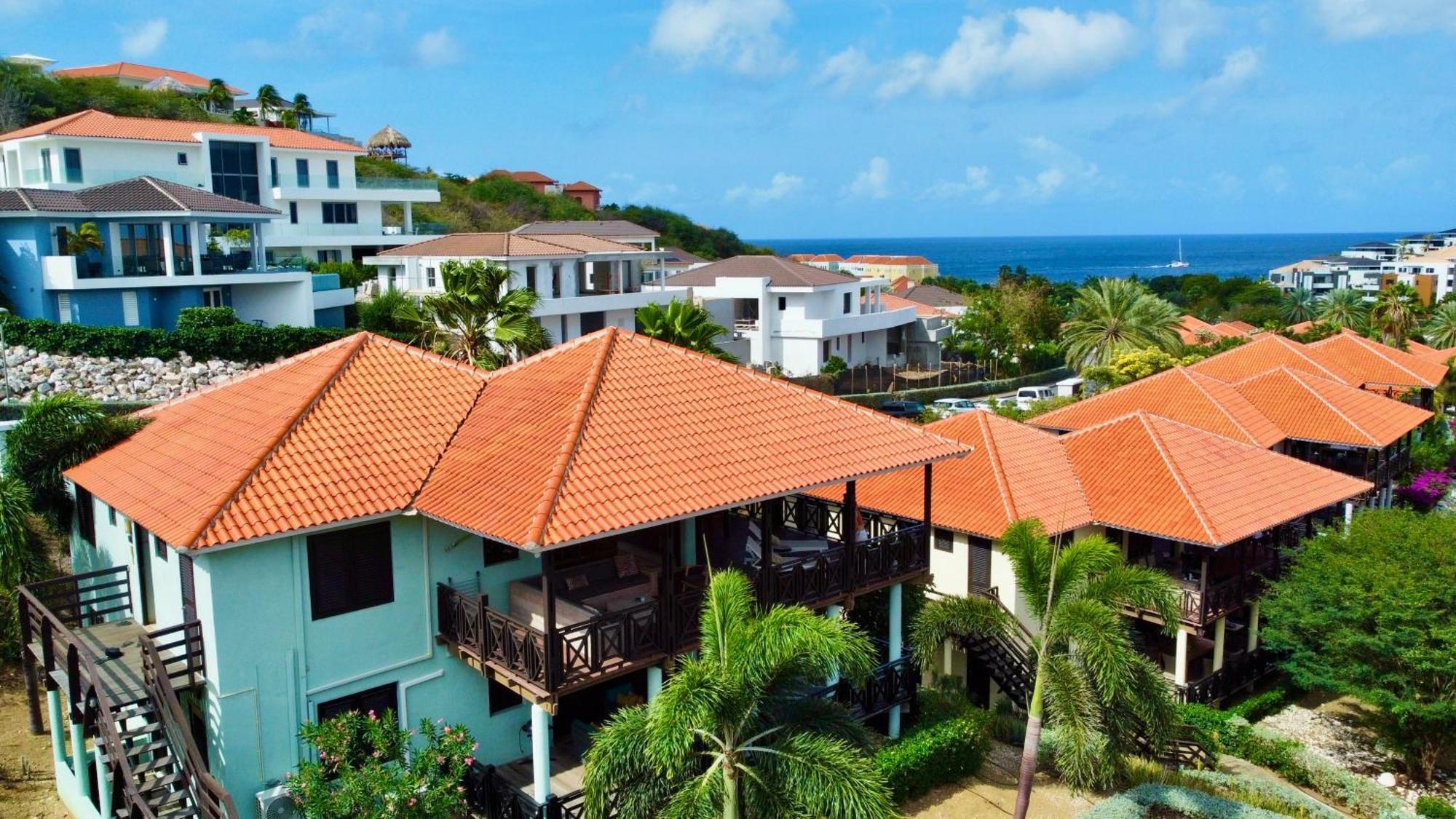 Blue Bay Beach Villas & Apartments Екстер'єр фото